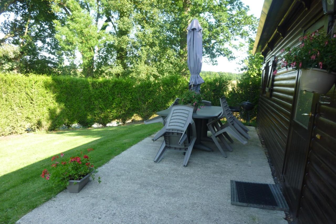 3 Gites - Relais Du Saussay In Pertheville Ners Exterior foto