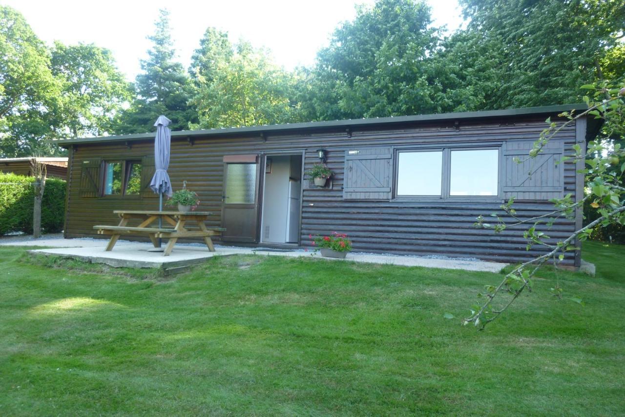 3 Gites - Relais Du Saussay In Pertheville Ners Exterior foto